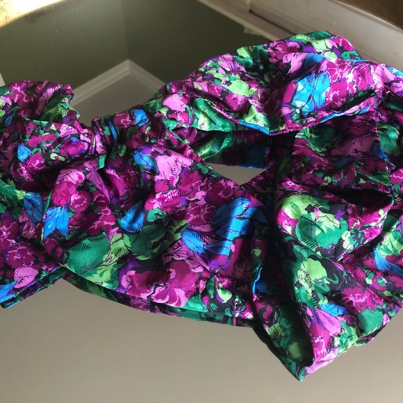 Bright floral scarf - Picture 1 of 1